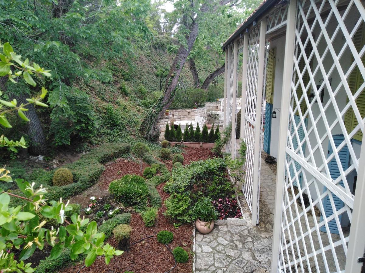 Private Apartment In Saint Elena 圣君士坦丁和海伦那 外观 照片
