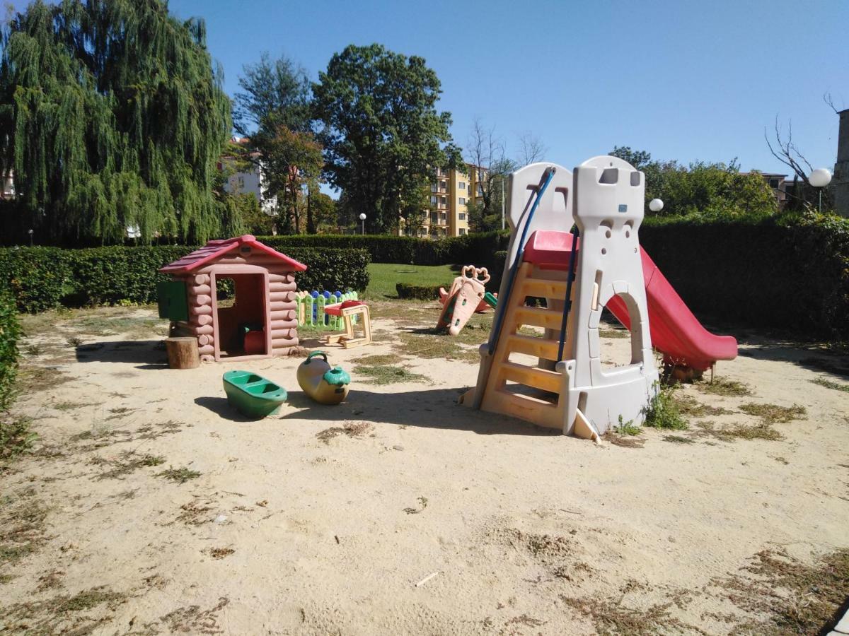 Private Apartment In Saint Elena 圣君士坦丁和海伦那 外观 照片