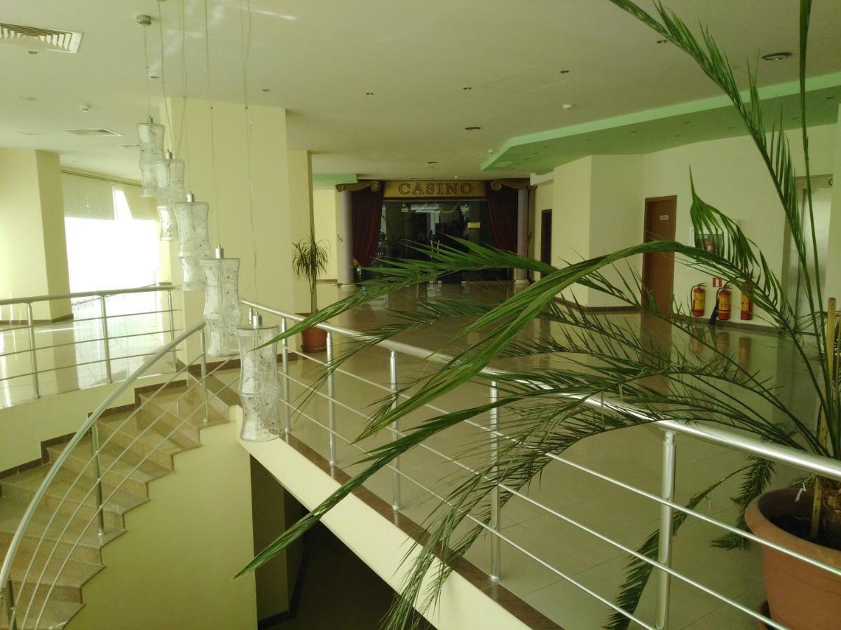 Private Apartment In Saint Elena 圣君士坦丁和海伦那 外观 照片