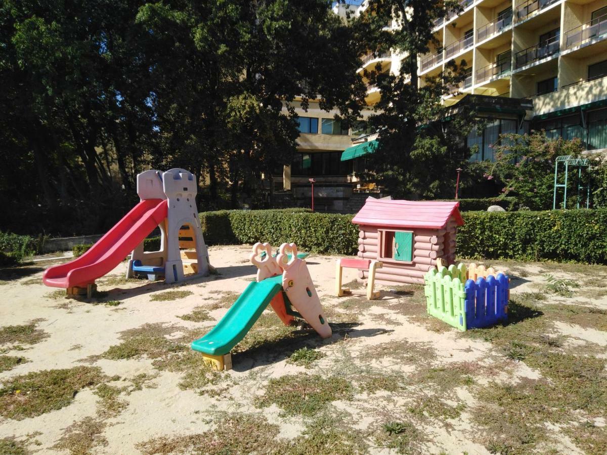 Private Apartment In Saint Elena 圣君士坦丁和海伦那 外观 照片